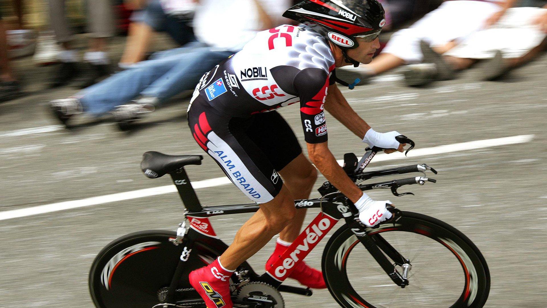 滑翔机钦点世纪三人组，浓眉哥、詹姆斯、杜兰特将掀起三对三篮球革命