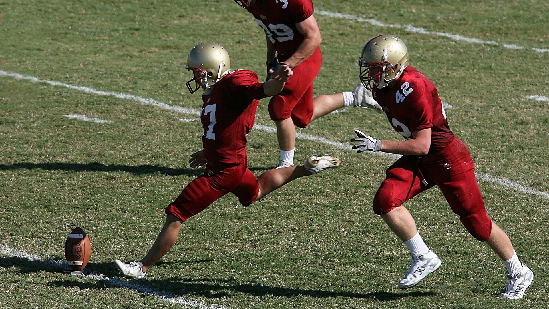 海港时隔五年再登中超之巅，顶级联赛史上仅四队多次捧杯